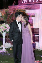 组图：主播刘明轩嫁王傲山 张卫健许志安出席