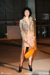 组图：张曼玉等捧场时尚活动 李冰冰性感范冰冰拉风