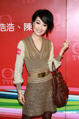 幻灯集：张可颐等出席新剧造型会 米雪大肚抢镜