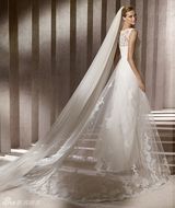 组图：欧美2012年婚纱系列发布 彰显高雅气质