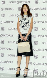 组图：苏怡贤李秀景等出席时尚活动气质高贵