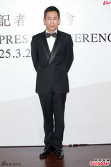 组图：张震郑雨盛亮相短片《三生》记者会