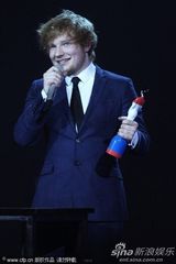 组图：全英音乐奖 艾德-希兰获英国最佳男歌手