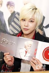 组图：男团M.pire举行第二张单曲签名会