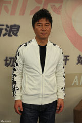 组图：满文军做客新浪聊《我是歌手》