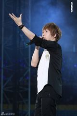 组图：五月天鸟巢开唱十万歌迷共创奇迹