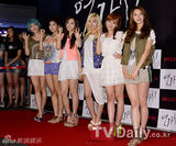 组图：神话少时等助阵韩片《铁线虫》VIP试映