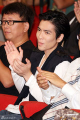 组图：萧敬腾担任反霸凌大使 为年轻时错误道歉