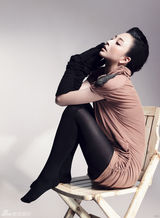 组图：殷桃最新写真曝光 流露别样美态