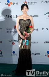 组图：釜山国际电影节众星云集 篮毯璀璨耀眼