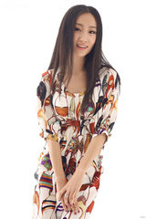 高清图：高洋最新写真曝光 温和清丽令人悦目