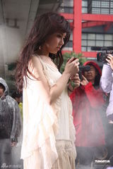 高清组图：林宥嘉绯闻女友邓紫棋台湾拍摄专辑MV