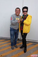 洪天明获妻批准享艳福 曾志伟戏称愿取代对方