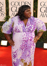 高清图：加布蕾-丝迪贝紫色长裙大走民族风