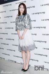 组图：SJ金希澈Clara等参加时装周时尚个性