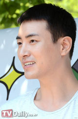 组图：韩剧《城市猎人》检察官李浚赫入伍