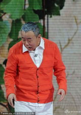 组图：央视春晚蔡明潘长江《想跳就跳》引爆笑