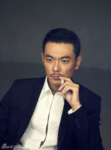 组图：刘子赫光影写真曝光 展现冷峻气质