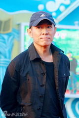 李连杰携《海洋天堂》大连宣传 放映现场感动多