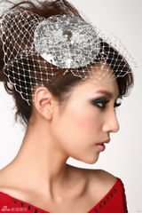 组图：王梓诺拍烟熏写真 甜美动人不可抗拒