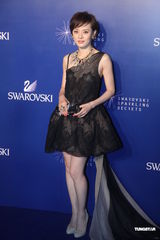 组图：黄立行否认与徐静蕾婚讯 称妨碍结识新女生