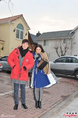 组图：钟嘉欣为戏玩魔术 险勒死延政勋助手