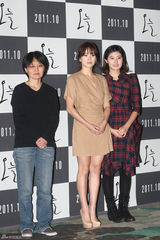 高清组图：宋慧乔携手南智贤出席《今天》首映式