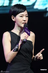 组图：小S代言性感辣舞 避谈张柏芝不用好友博版面