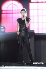 组图：王后驾到收官 谢霆锋李宇春孙燕姿热爆全场