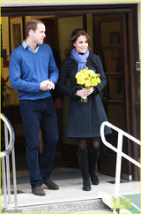 组图：凯特王妃怀孕后首亮相 威廉王子一旁护驾