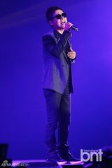 组图：任昌丁玄振英等献唱《青春之夜2》演唱会