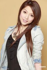 组图：连诗雅大秀玉背长腿 入围新人奖感兴奋