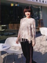 组图：邓家佳春意写真 气质甜美惹人爱