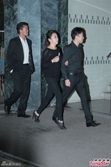 组图：女歌手陈僖仪丧礼 薛凯琪黄柏高哀伤送别