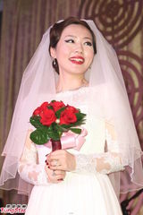 组图：杜德伟与嫩妻台北婚宴 宣告两年后再造人