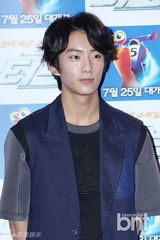 组图：韩团B1A4助阵动画片《Turbo》试映会