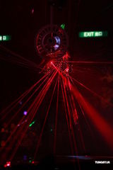 高清组图：许志安香港性感开唱 郑秀文现身不许求婚