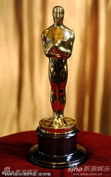 组图：奥斯卡小金人亮相 女星乌比-戈德堡剪彩