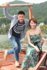 组图：郭富城称五十岁成家 刘心悠拍拖属慢热型