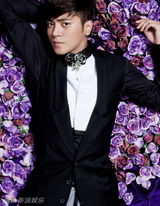 组图：罗志祥新歌MV复古 如置身“异度空间”