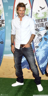 高清组图：美国青少年选择奖 贝克汉姆笑容帅气