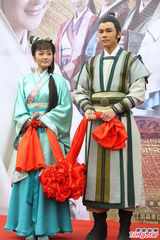 组图：《新洛神》李依晓携手杨洋谱恋曲