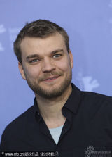 幻灯图：丹麦电影《一家人》记者会 主创齐亮相