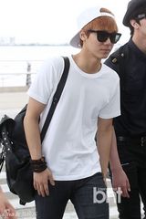 组图：MBLAQ现身机场 飞墨西哥举办单独演唱会