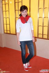 组图：TVB获冬奥会转播权 霍震霆赞孙儿爱运动