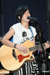 组图：张芸京创作曲公开 同名新专辑将发