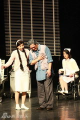 幻灯图：《暗恋桃花源》北京亮相 未遇水土不服