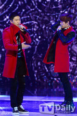 组图：SISTAR孝琳M字腿惹火 EXO小分队抒情回归