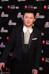 高清图：2011网络盛典红地毯明星名流嘉宾云集