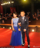 组图：上海电影节红毯 王姬聂远搭档亮相